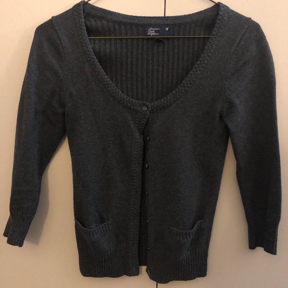 American Eagle grey cardigan